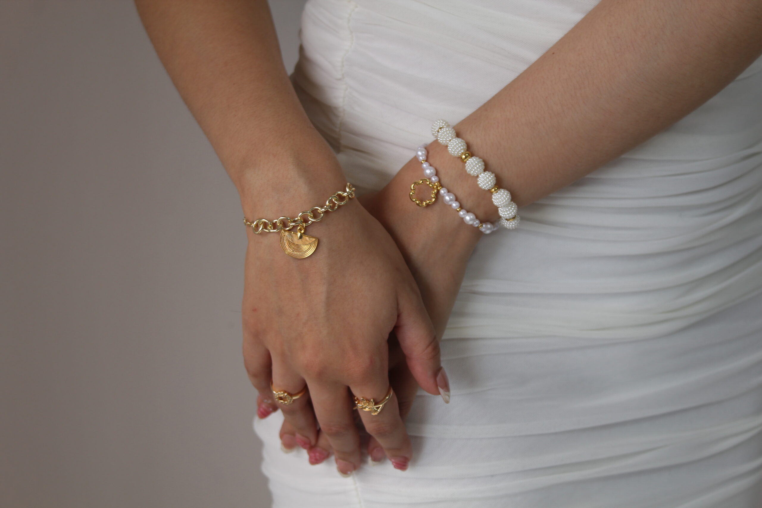 Collares y anillos hechos en oro golfi con mucho amor